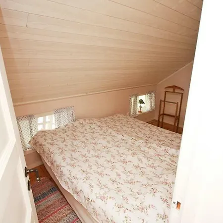 Broby Bed & Breakfast Nyköping Esterno foto